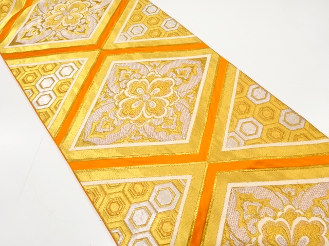 アンティーク　菱華紋に亀甲模様織り出し袋帯（着用可）